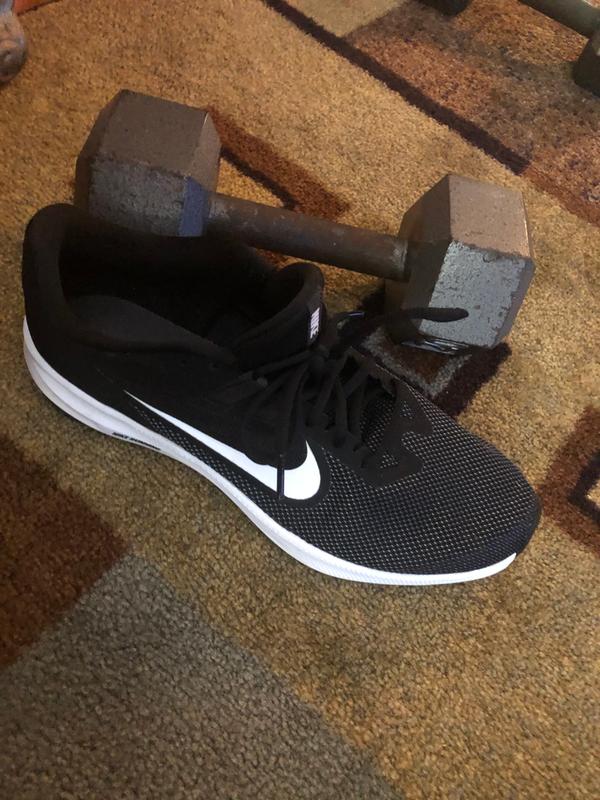 downshifter 9 4e lightweight running shoe