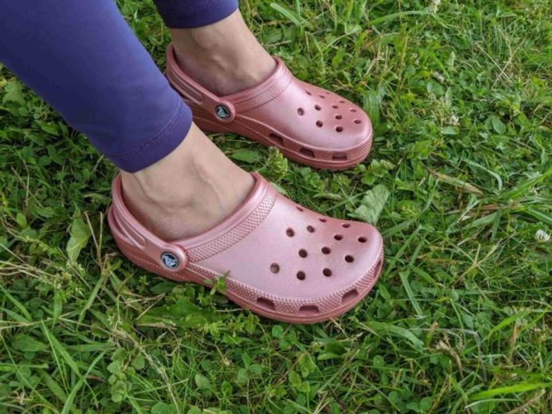 pink metallic crocs