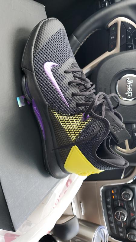 lebron witness iv purple