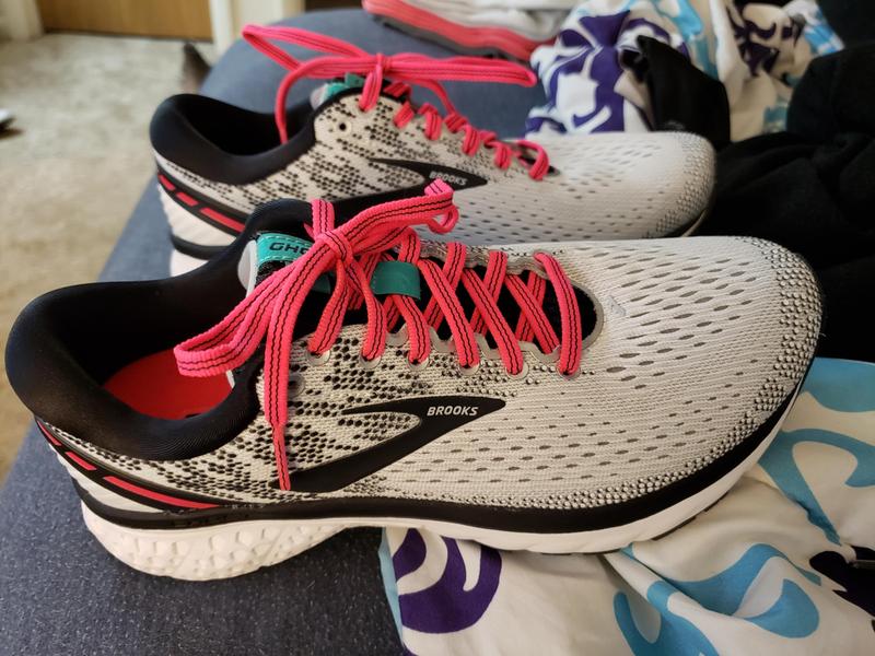 brooks sports store