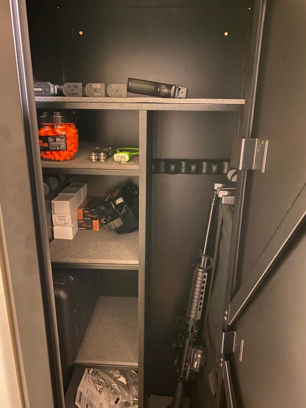 Stack On Beveled 18 Gun Security Cabinet Dick S Sporting Goods