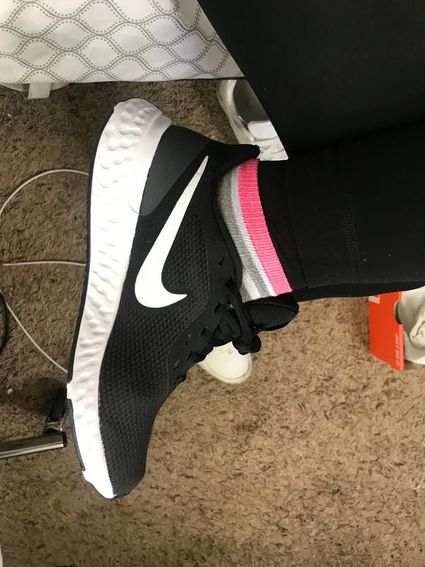 nike revolution 5 women's review