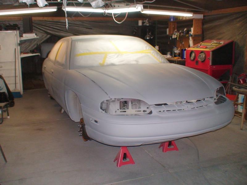 Restoration Shop - Championship White Acrylic Urethane Auto Paint -  Complete Gallon Paint Kit - Professional Single Stage High Gloss  Automotive, Car