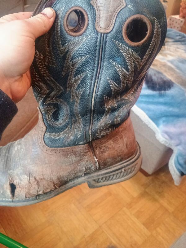 Customer carousel item 3.