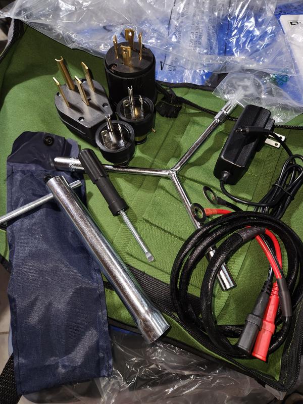 Tools & included plug ends