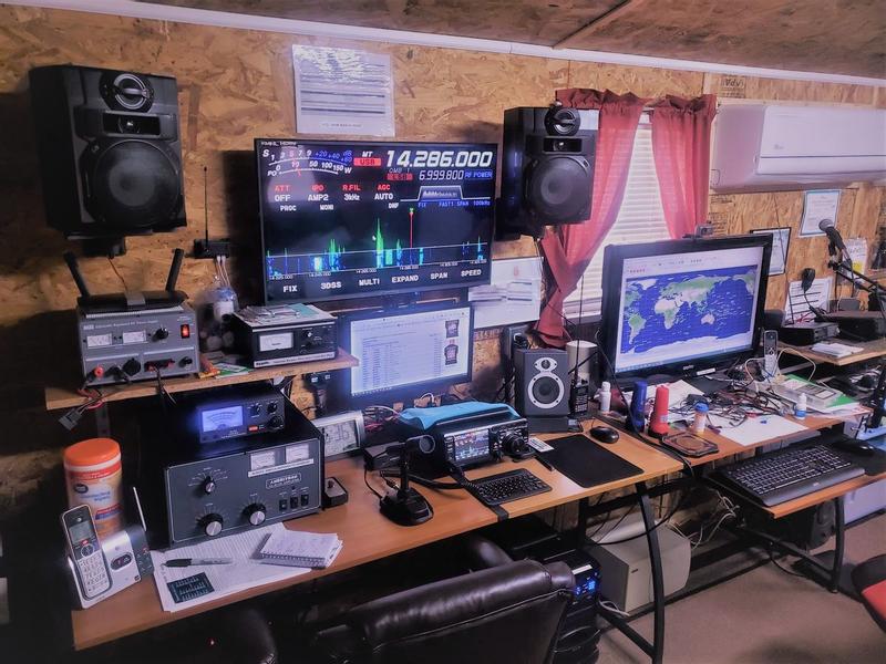 Yaesu FTDX10 Compact HF/50 MHz 100W SDR Transceivers FTDX-10 Yaesu FTDX10 Compact HF/50 MHz 100W SDR Transceivers FTDX-10