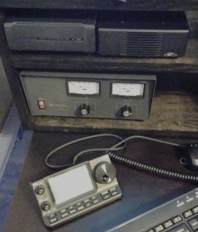 ICOM IC-7100 HF/VHF/UHF Base/Mobile Transceivers IC-7100 Reviews