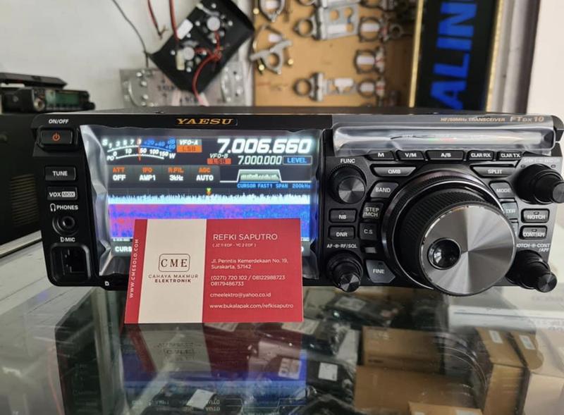 Yaesu FTDX10 Compact HF/50 MHz 100W SDR Transceivers FTDX-10