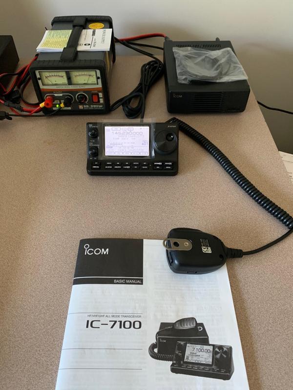 ICOM IC-7100 HF/VHF/UHF Base/Mobile Transceivers IC-7100 Reviews
