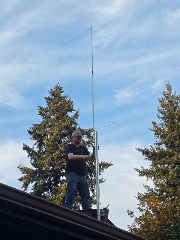 Comet Tri-Band VHF/UHF Base Vertical Antennas CX-333 Reviews | DX