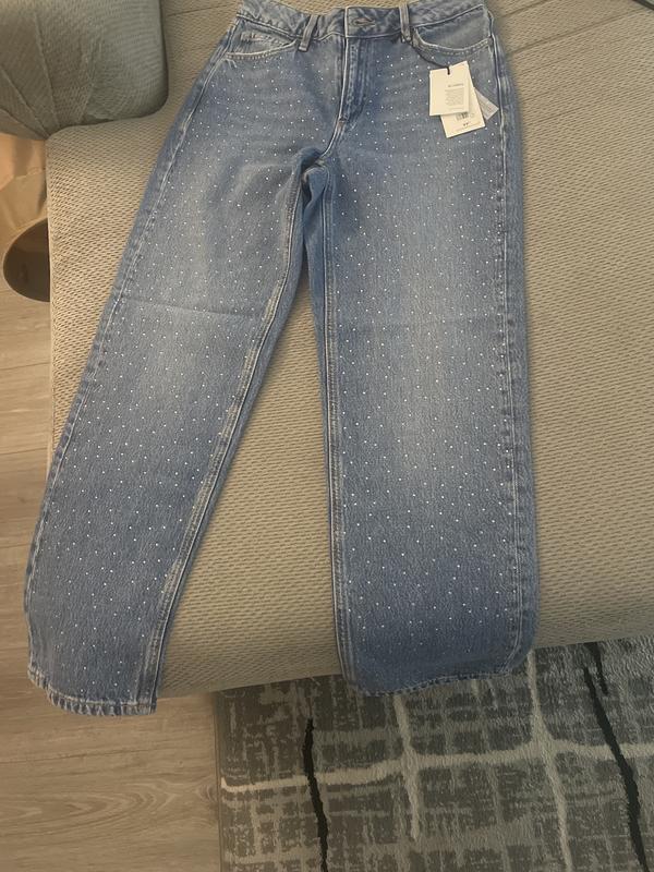 Jeans with rhinestones on hot sale them