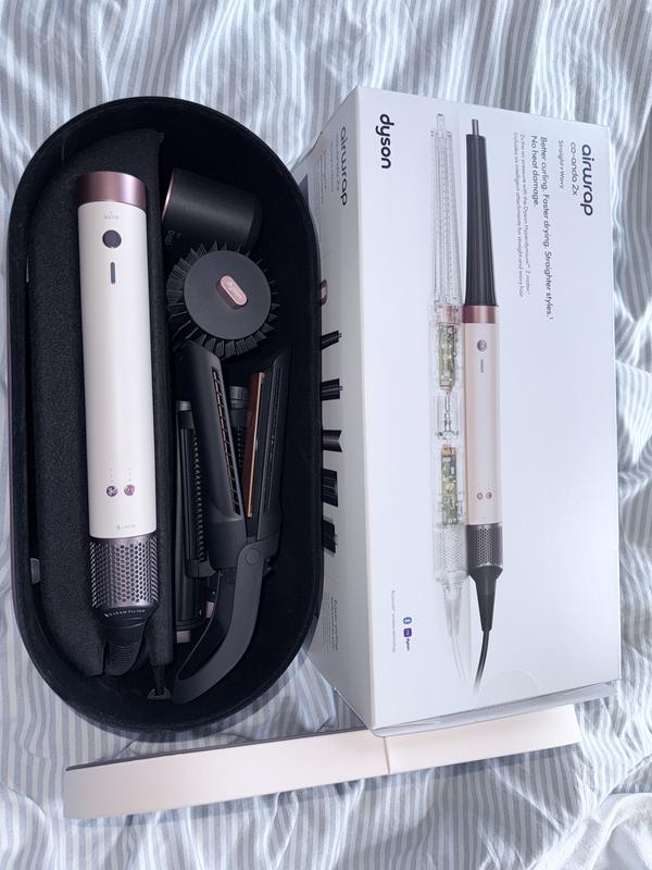 Customer photo for "Dyson"