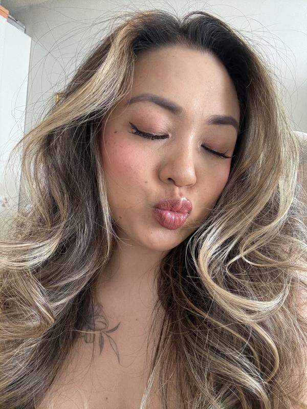 Hair volume curls