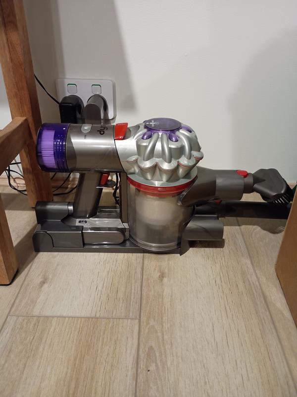 Dyson V8 and accessories.