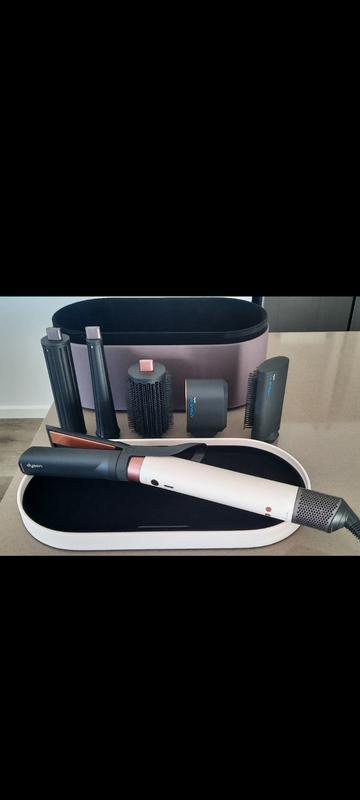 Customer photo for "Dyson Airwrap Co-anda2x"