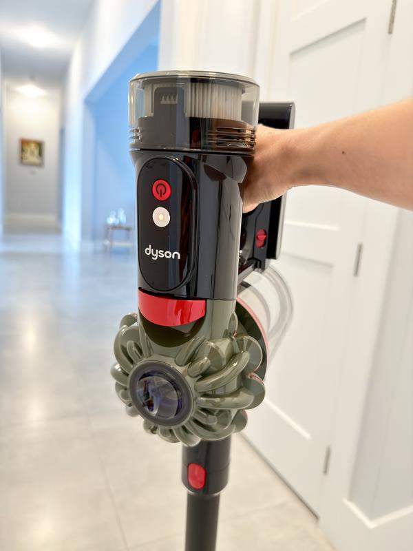 Dyson, V8 Cyclone Cordless Vacuum | Zola