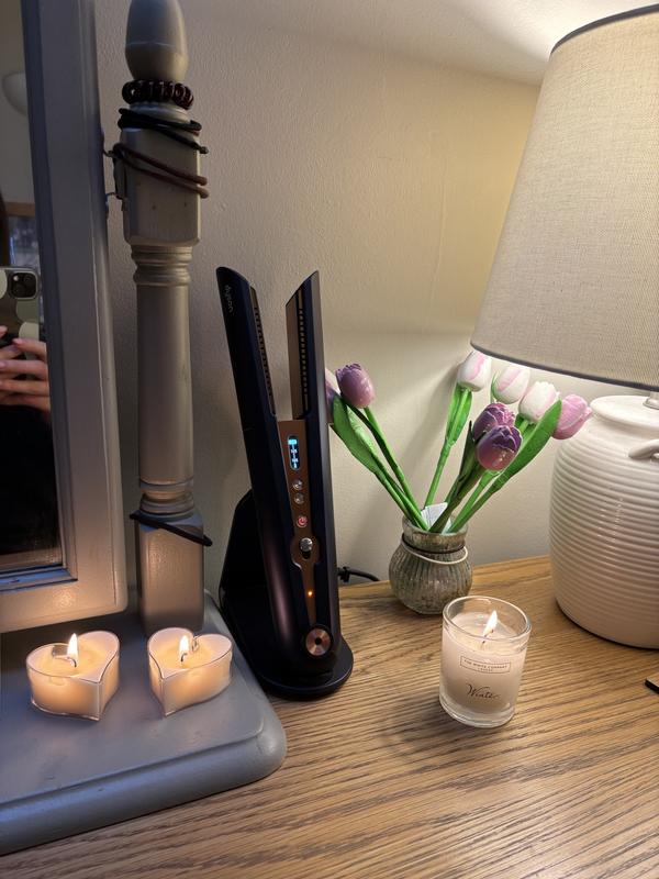 On charge and fitting perfectly on my dressing table