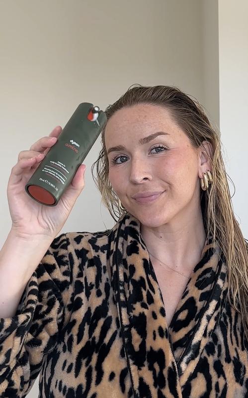 Customer carousel item 7.