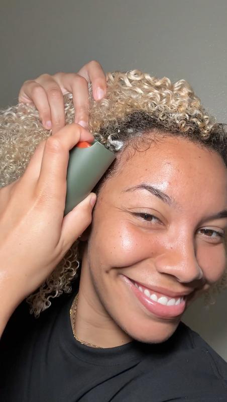 Customer carousel item 3.