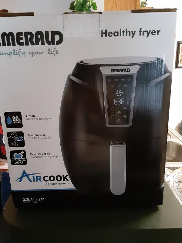 Emerald Compact Air Fryer with Temperature Control- 2L Capacity SM