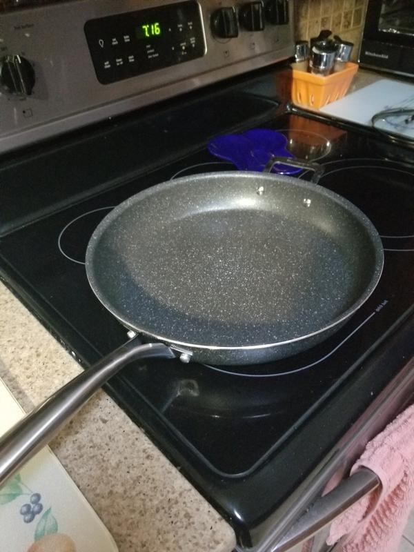 Large nonstick surface