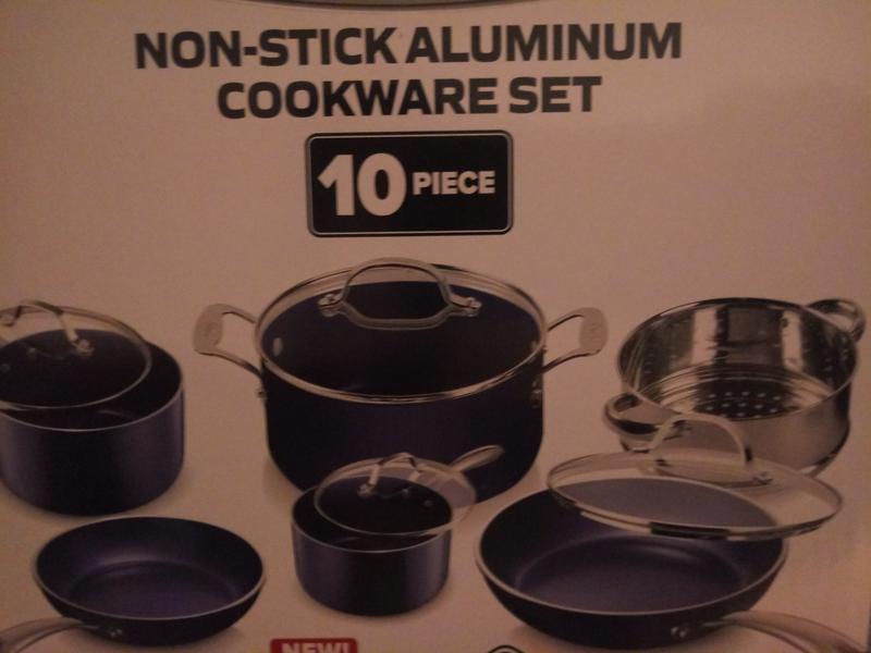 GraniteStone Diamond Blue Non-Stick Cookware Set (10-Piece) - Tiger Island  Hardware