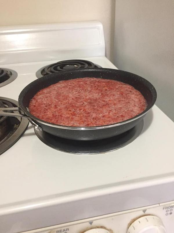 heating up strawberry for my fruit milk , fits perfect