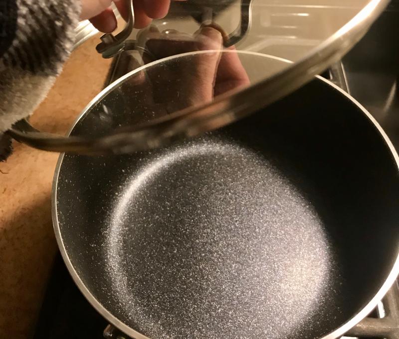 This pan is so easy to clean and food doesn’t stick at all!