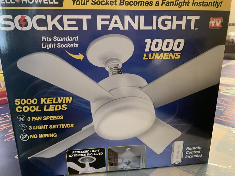 BELL + HOWELL Socket Fan 15.4-in White Indoor Flush Mount Ceiling Fan with  Light and Remote (4-Blade) in the Ceiling Fans department at