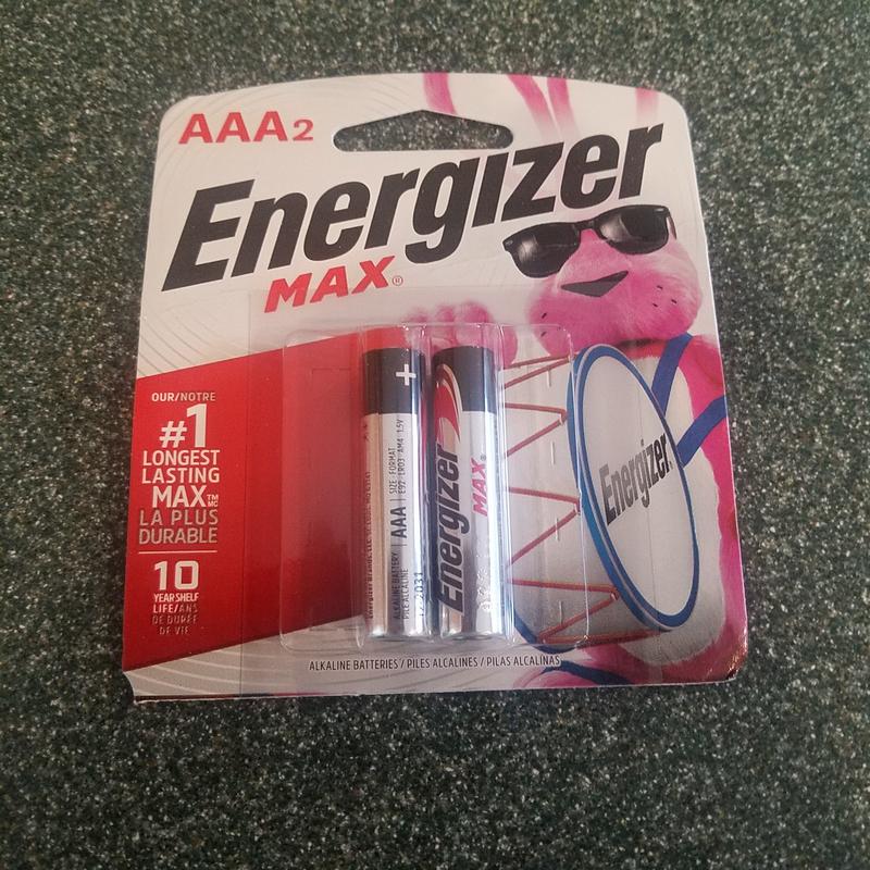 Energizer Piles AAA, Alkaline Power, Lot de 24, Pile alcaline : :  High-Tech