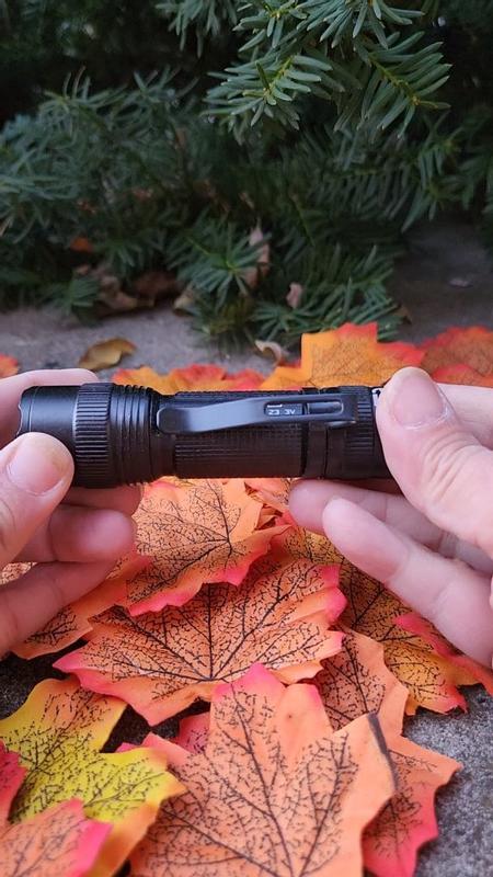 Energizer Tactical Metal Flashlight 300 Lumens - ENPMHT1L