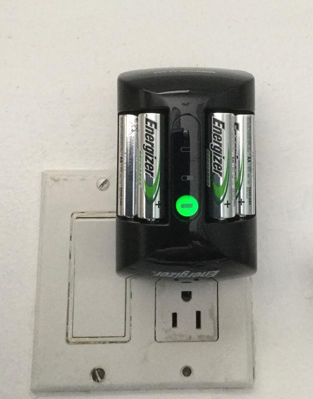 Energizer Pro Charger with 4 AA batteries