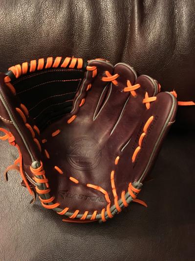 easton mako legacy glove