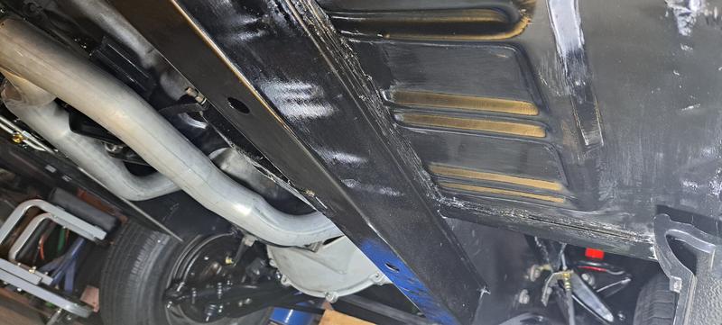 Heavy-Duty Black Chassis Paint - Extreme Frame Coating