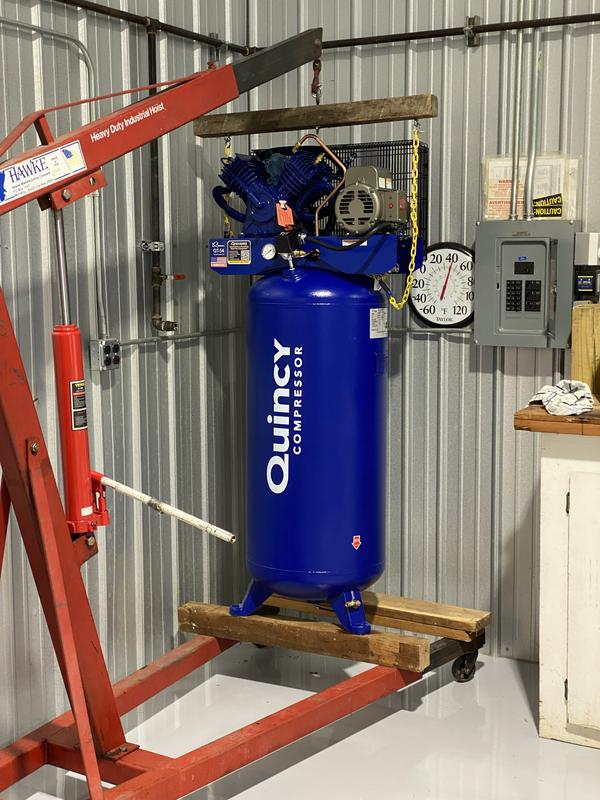 Quincy 5 HP 60 Gallon Two Stage Air Compressor 2V41C60VC