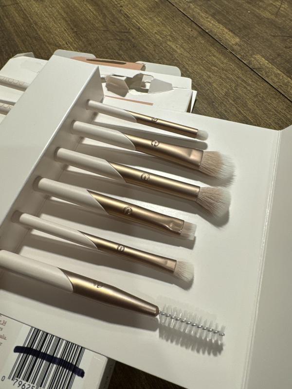 Luxe Exquisite Plush Powder Brush