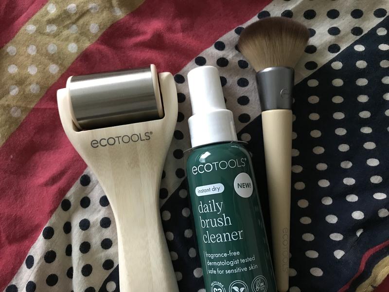 EcoTools Blending Face Makeup Brush, For Foundation, Bronzer, & Blush,  Multipurpose Makeup Brush, Dense, Synthetic Bristles, Eco Friendly,  Cruelty-Free & Vegan, 1 Count – EcoTools Beauty