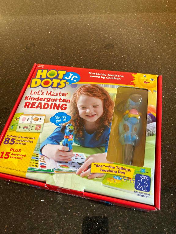 Educational Insights Hot Dots Jr. Let's Master Kindergarten  Reading Set, Homeschool & Kindergarten Learn to Read Workbooks, 2 Books &  Interactive Pen, 100 Reading Lessons, Ages 5+ : Office Products