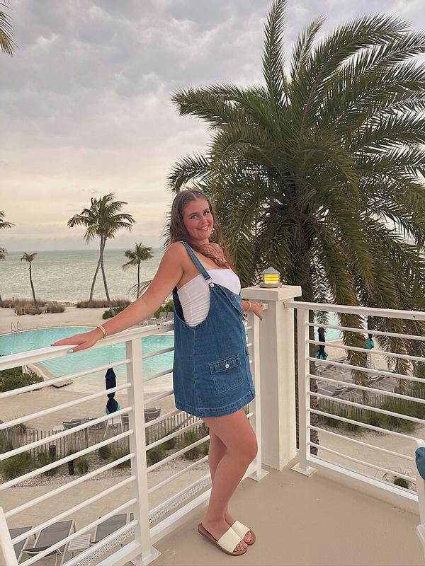 Customer carousel item 2.