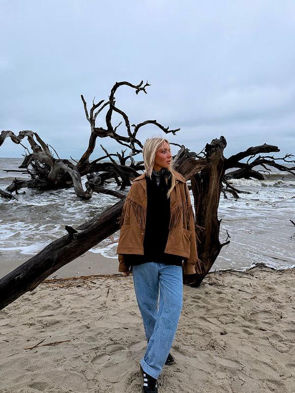 Customer carousel item 2.