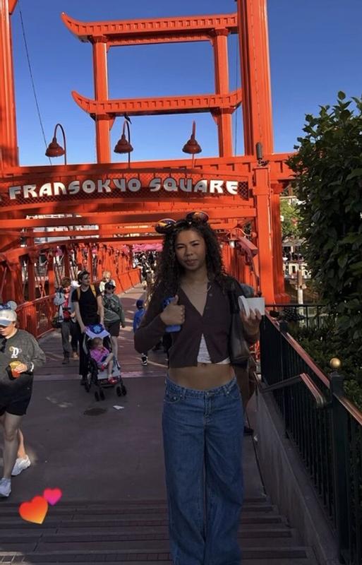 Customer carousel item 1.