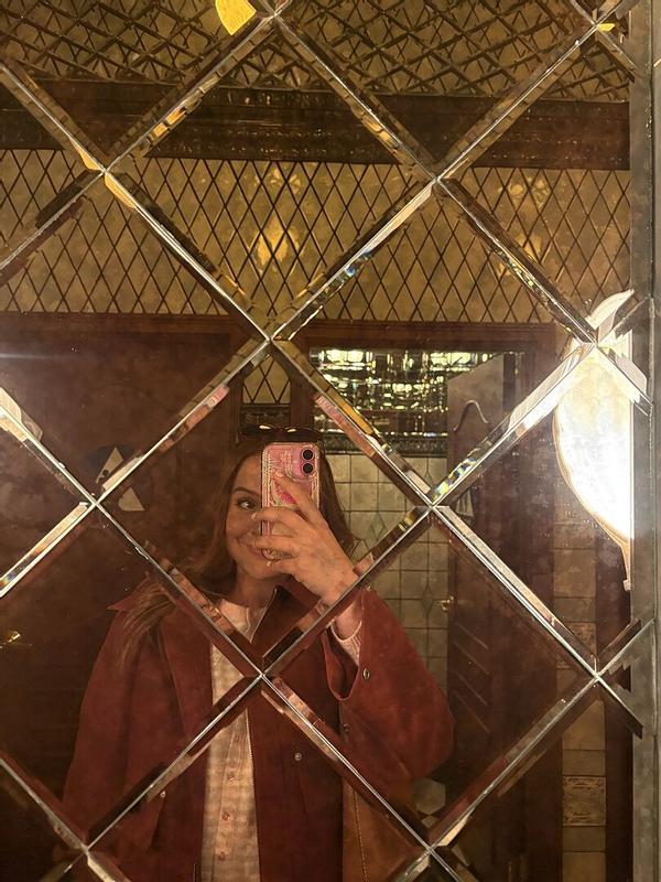 Customer carousel item 3.