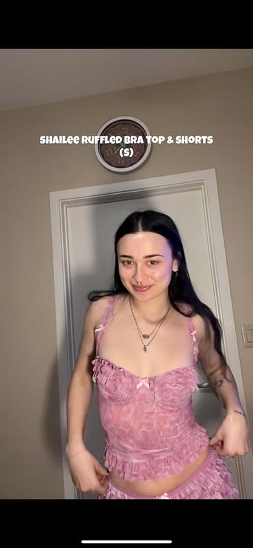 Customer carousel item 1.