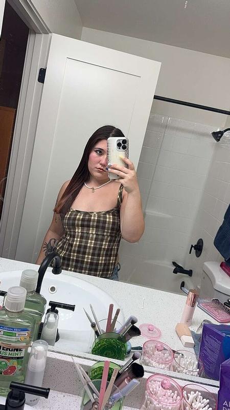 Customer carousel item 1.