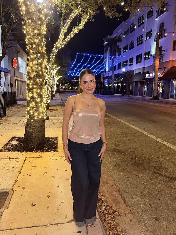 Customer carousel item 3.