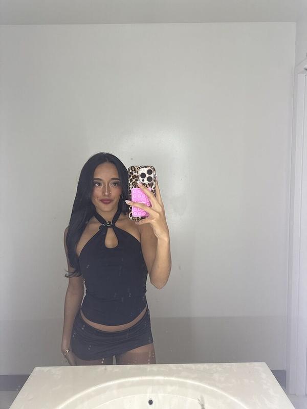 Customer carousel item 1.