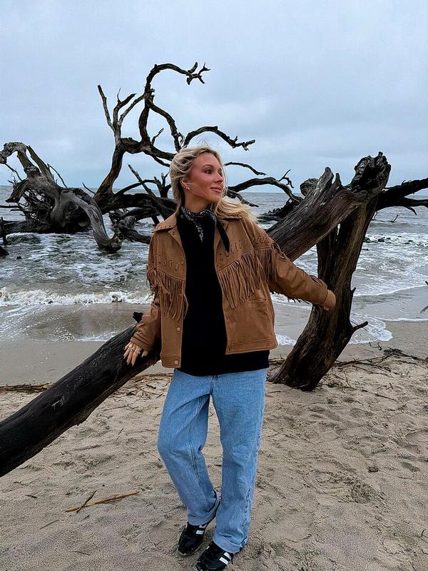 Customer carousel item 4.