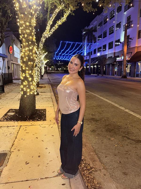 Customer carousel item 1.