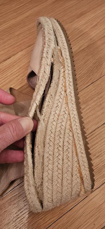 Customer photo for "So comfy & stylish, but fell apart"