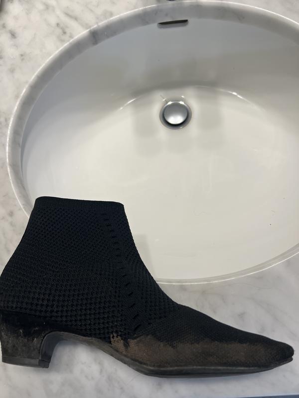Customer photo for "Nice but how to clean?"